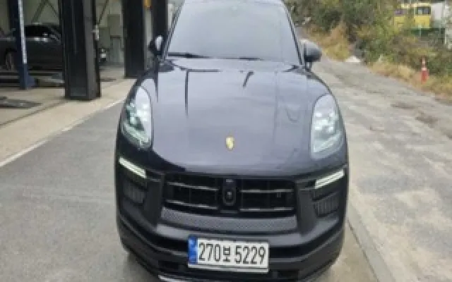 인천저렴한외제차 마칸 가솔린 2.9 GTS 매물 사진 16 - 2022/12 49,387km
